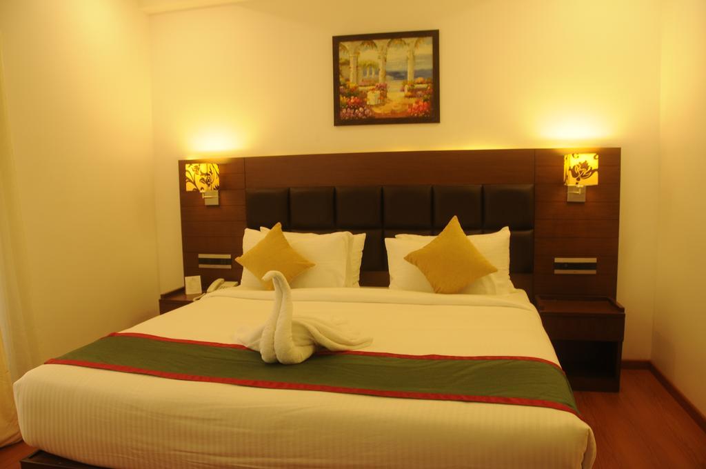 Hotel Nk Grand Park Airport Hotel Ченнаи Экстерьер фото