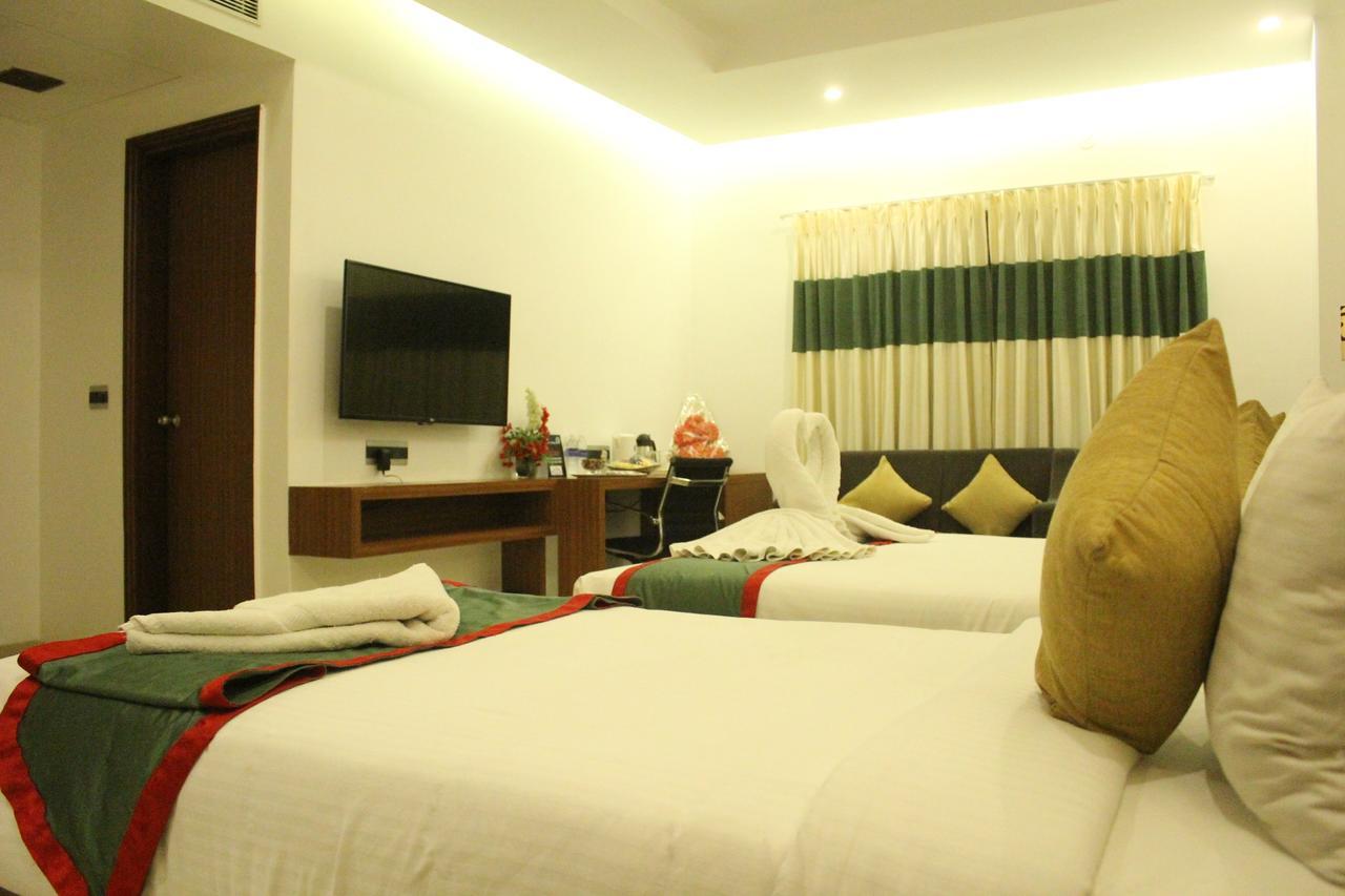Hotel Nk Grand Park Airport Hotel Ченнаи Экстерьер фото