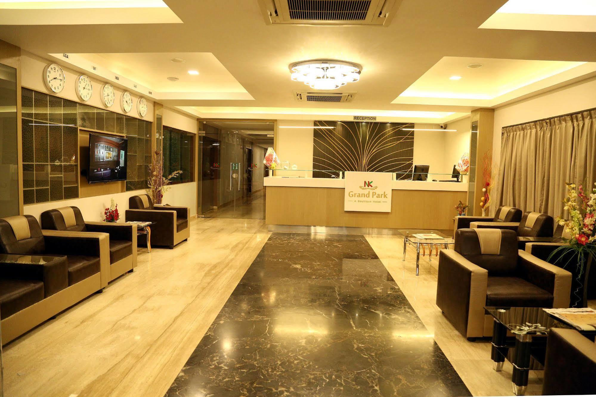Hotel Nk Grand Park Airport Hotel Ченнаи Экстерьер фото